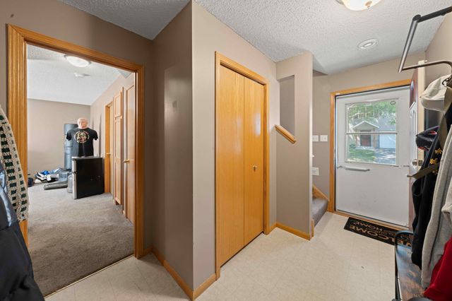 1201 Aspen Court, Farmington, MN 55024