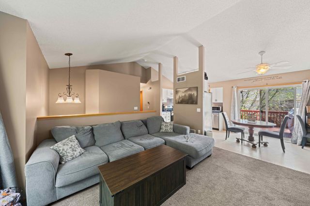 1201 Aspen Court, Farmington, MN 55024