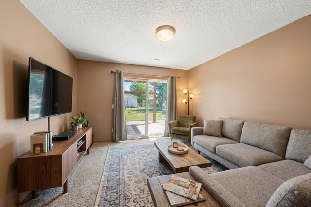 1201 Aspen Court, Farmington, MN 55024