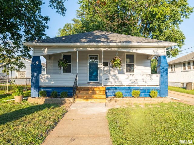 1108 S 6TH Street, Pekin, IL 61554