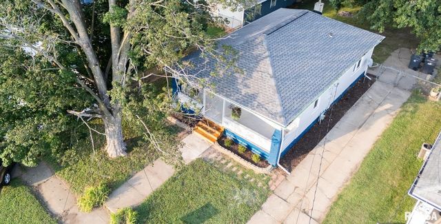 1108 S 6TH Street, Pekin, IL 61554