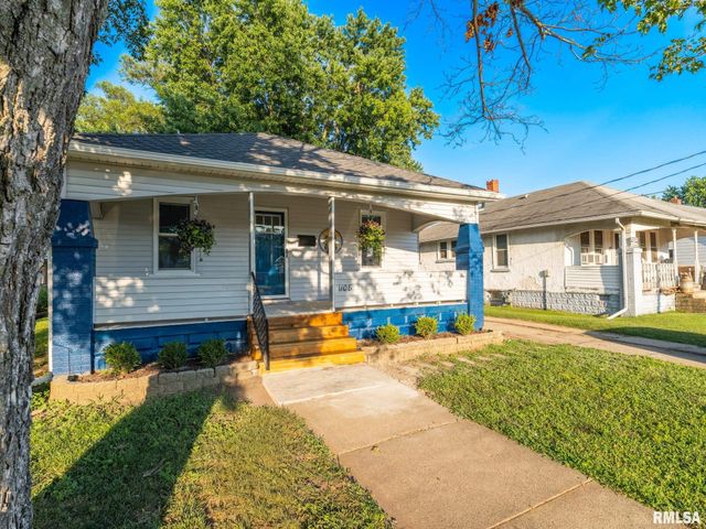 1108 S 6TH Street, Pekin, IL 61554