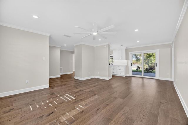 1322 CORNER OAKS DRIVE, Brandon, FL 33510