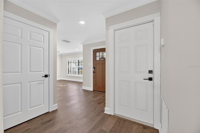 1322 CORNER OAKS DRIVE, Brandon, FL 33510