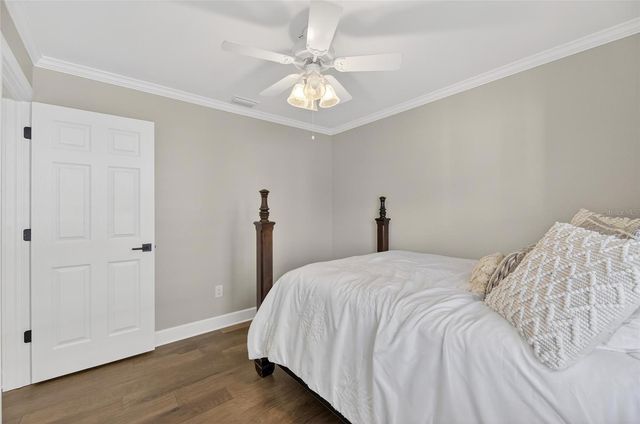 1322 CORNER OAKS DRIVE, Brandon, FL 33510