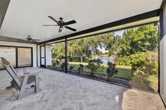 1322 CORNER OAKS DRIVE, Brandon, FL 33510