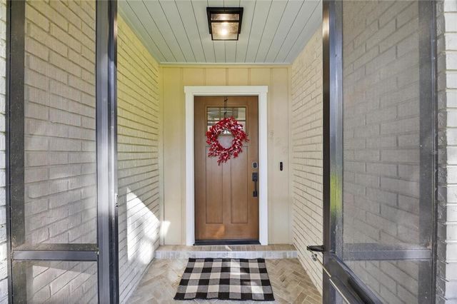 1322 CORNER OAKS DRIVE, Brandon, FL 33510