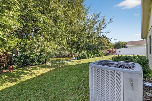 1322 CORNER OAKS DRIVE, Brandon, FL 33510