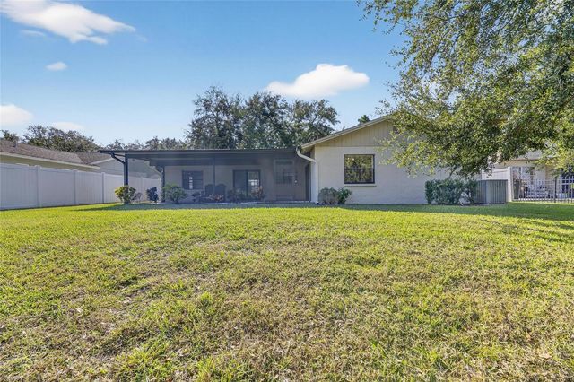 1322 CORNER OAKS DRIVE, Brandon, FL 33510