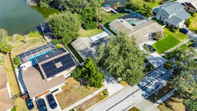 1322 CORNER OAKS DRIVE, Brandon, FL 33510