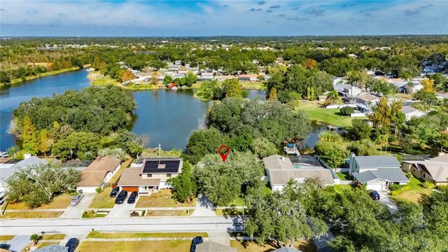 1322 CORNER OAKS DRIVE, Brandon, FL 33510