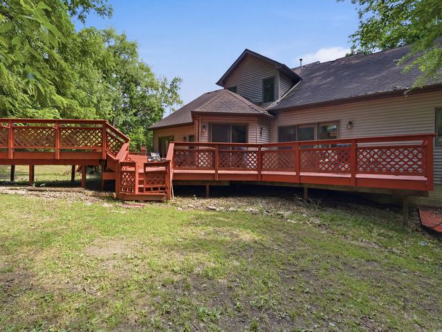 138 Woodland Drive, Plano, IL 60545