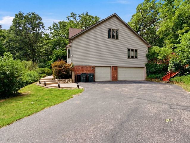 138 Woodland Drive, Plano, IL 60545