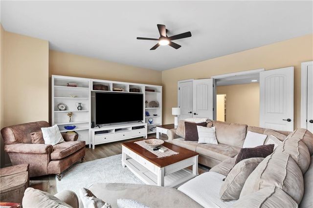 218 Millstone Parkway, Woodstock, GA 30188