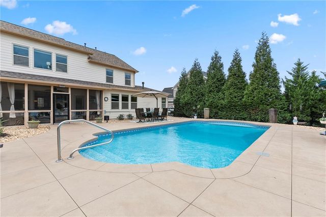 218 Millstone Parkway, Woodstock, GA 30188