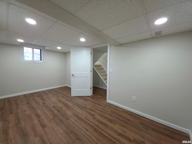 720 W LOUCKS Avenue, Peoria, IL 61604