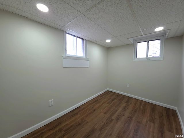 720 W LOUCKS Avenue, Peoria, IL 61604