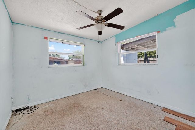 5828 22ND STREET W, Bradenton, FL 34207