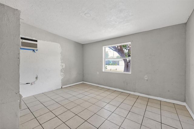 5828 22ND STREET W, Bradenton, FL 34207