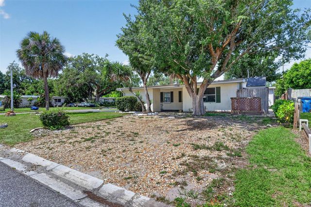 5828 22ND STREET W, Bradenton, FL 34207