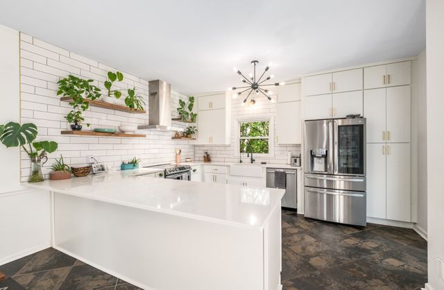 6120 Stillmeadow Dr, Nashville, TN 37211