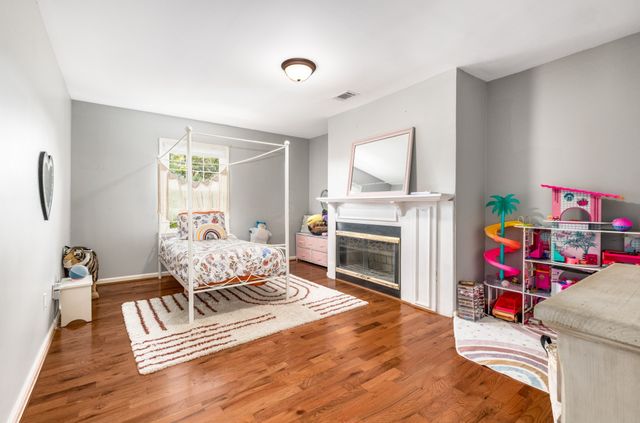 6120 Stillmeadow Dr, Nashville, TN 37211