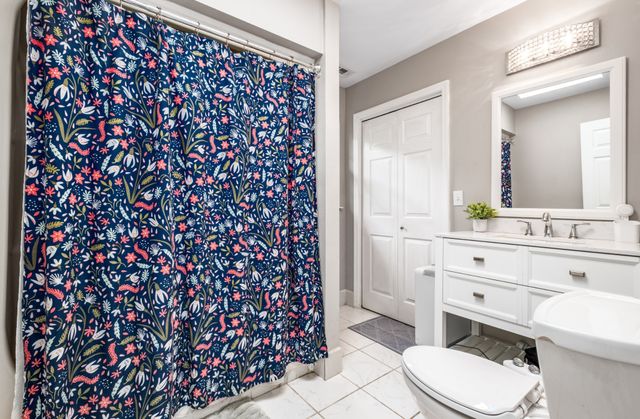 6120 Stillmeadow Dr, Nashville, TN 37211