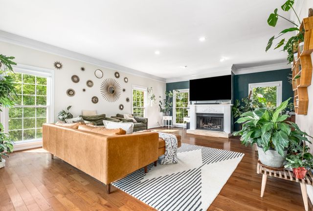 6120 Stillmeadow Dr, Nashville, TN 37211