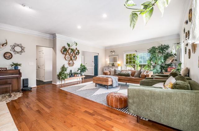 6120 Stillmeadow Dr, Nashville, TN 37211