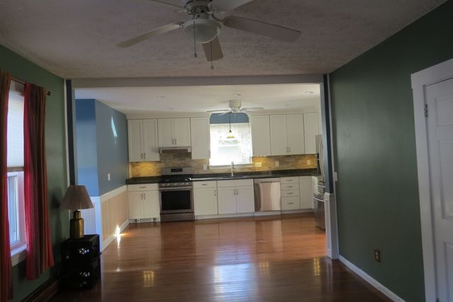 393 Purchase St, Easton, MA 02375