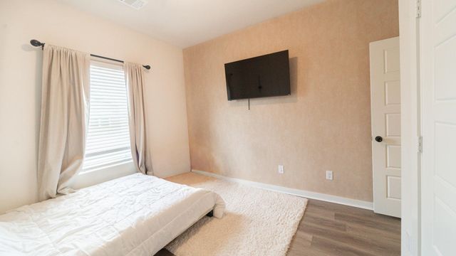 14815 Silent Gulf Avenue, Houston, TX 77082
