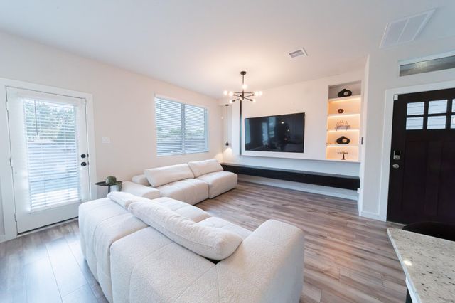 14815 Silent Gulf Avenue, Houston, TX 77082