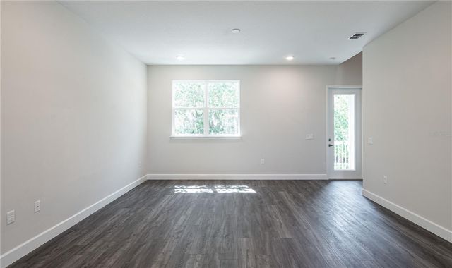 9904 TATE LANE, Tampa, FL 33626