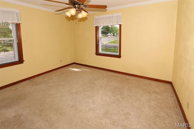 10501 Saint Michael Lane, St Ann, MO 63074
