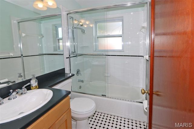 10501 Saint Michael Lane, St Ann, MO 63074
