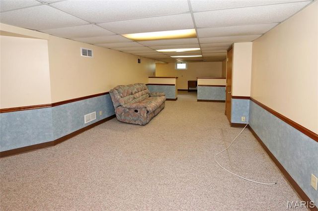 10501 Saint Michael Lane, St Ann, MO 63074