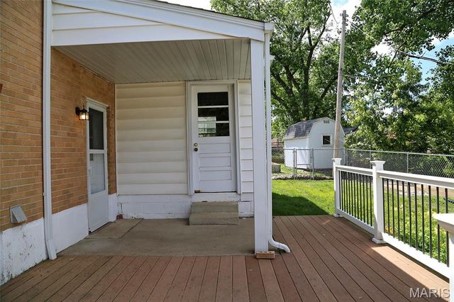 10501 Saint Michael Lane, St Ann, MO 63074