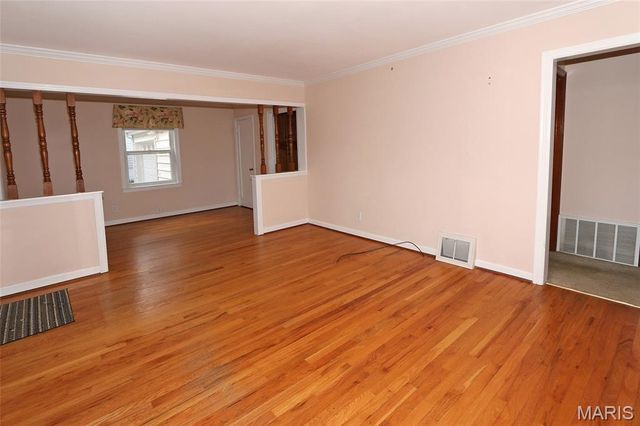10501 Saint Michael Lane, St Ann, MO 63074