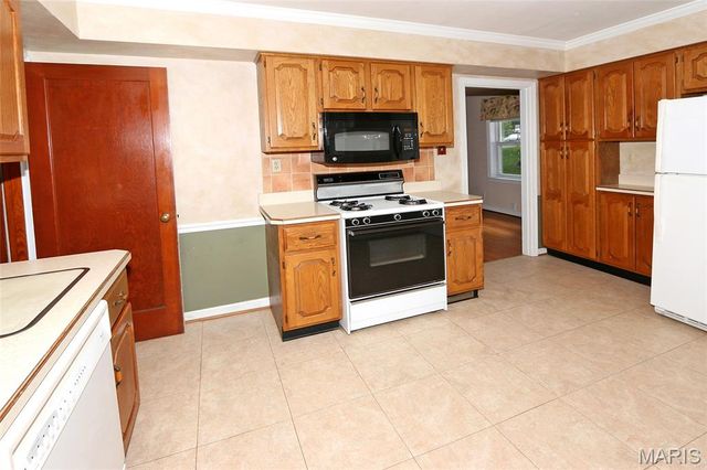 10501 Saint Michael Lane, St Ann, MO 63074