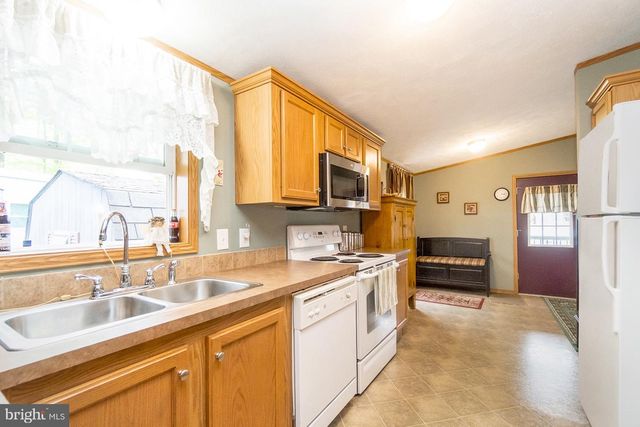 232 YANKEE T 284, Quakertown, PA 18951