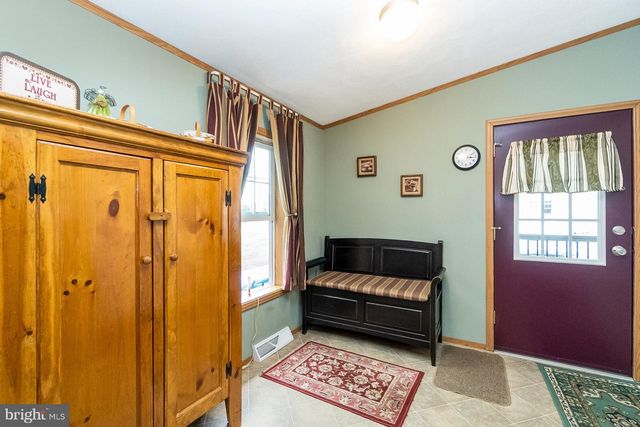 232 YANKEE T 284, Quakertown, PA 18951