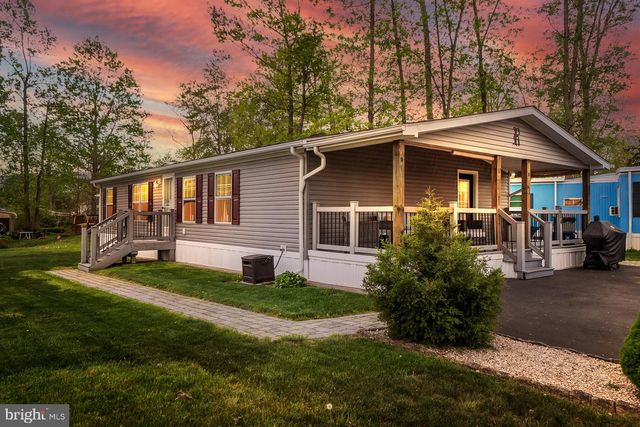 232 YANKEE T 284, Quakertown, PA 18951