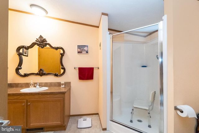 232 YANKEE T 284, Quakertown, PA 18951
