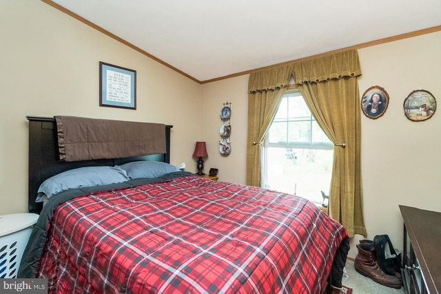 232 YANKEE T 284, Quakertown, PA 18951