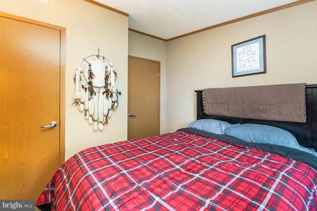 232 YANKEE T 284, Quakertown, PA 18951