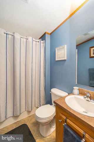 232 YANKEE T 284, Quakertown, PA 18951
