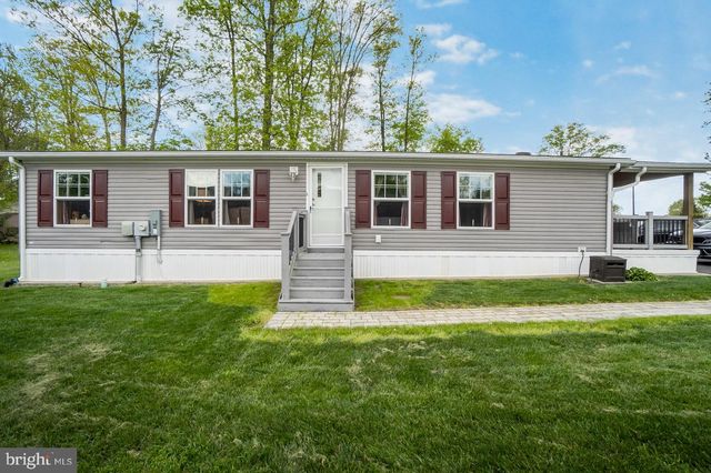 232 YANKEE T 284, Quakertown, PA 18951