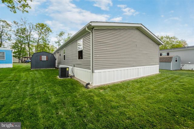 232 YANKEE T 284, Quakertown, PA 18951