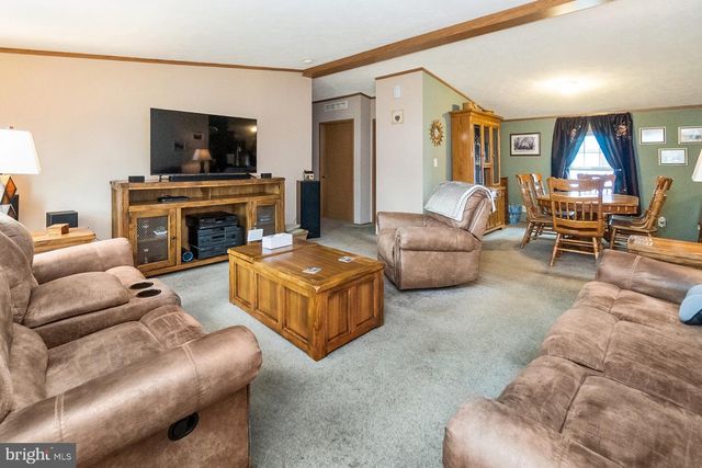 232 YANKEE T 284, Quakertown, PA 18951