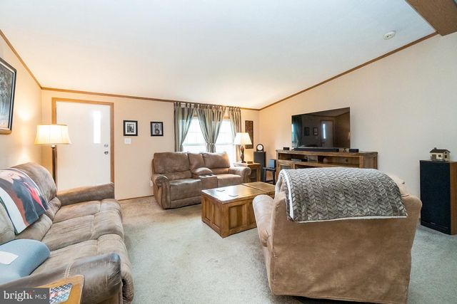 232 YANKEE T 284, Quakertown, PA 18951